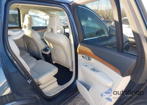 2022 Volvo Xc90 T6 Momentum 7 Passenger from USA, damaged, VIN YV4A22PK2N1817423